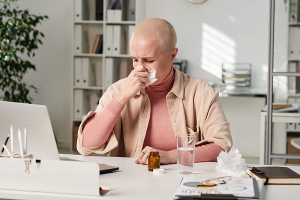 Comment choisir le meilleur supplément pour un chien de race Braque de Weimar ayant tendance aux carences nutritionnelles?